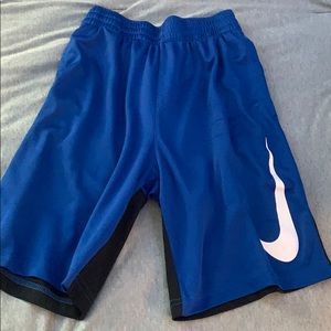 nike shorts